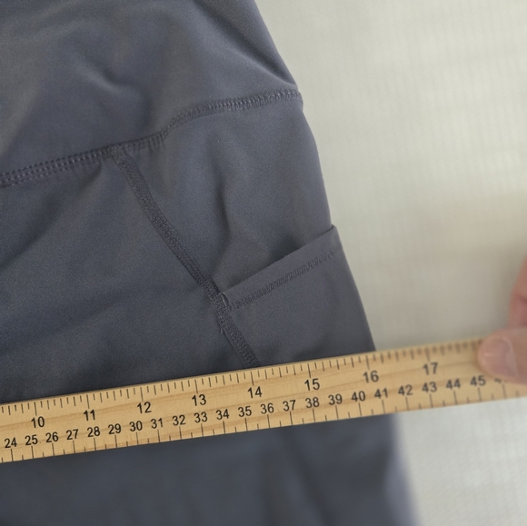 Avia Workout Activewear Leggings Pants L 12-14 Calf Openings Side Pockets - Picture 11 of 12